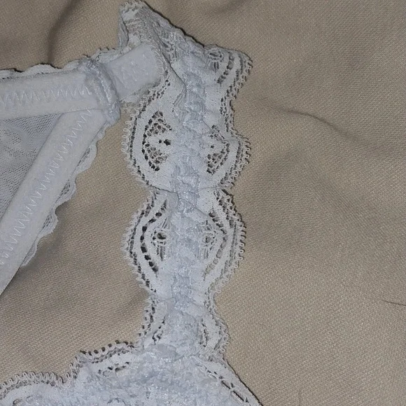 aerie White Lace Bralette - Picture 3 of 5